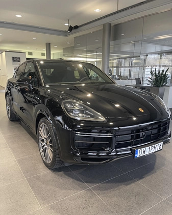 Porsche Cayenne cena 670000 przebieg: 31000, rok produkcji 2021 z Wrocław małe 106